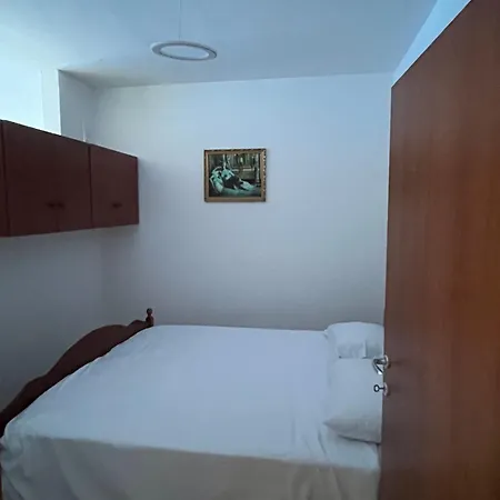 The Soft Pines Escape Golem (Tirana)